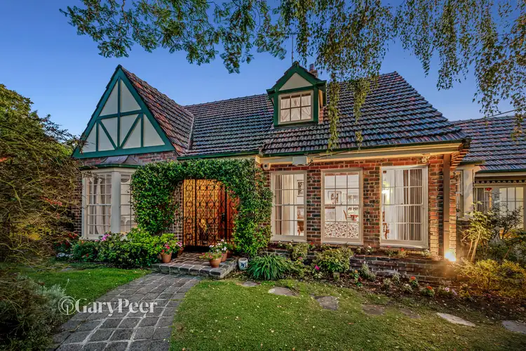 4 Sagamore Court, Caulfield North VIC 3161