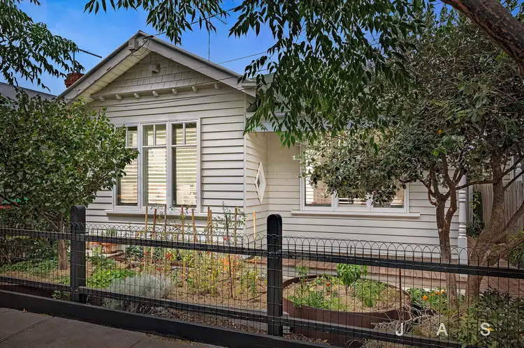 147 Empress Avenue, Kingsville VIC 3012