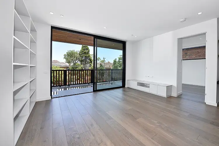 102/21 Riversdale Road, Hawthorn VIC 3122