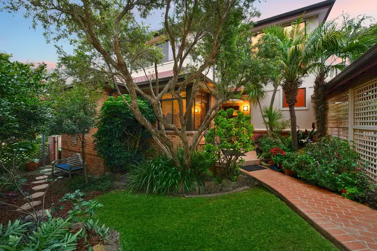 6 Wonoona Parade East, Oatley NSW 2223