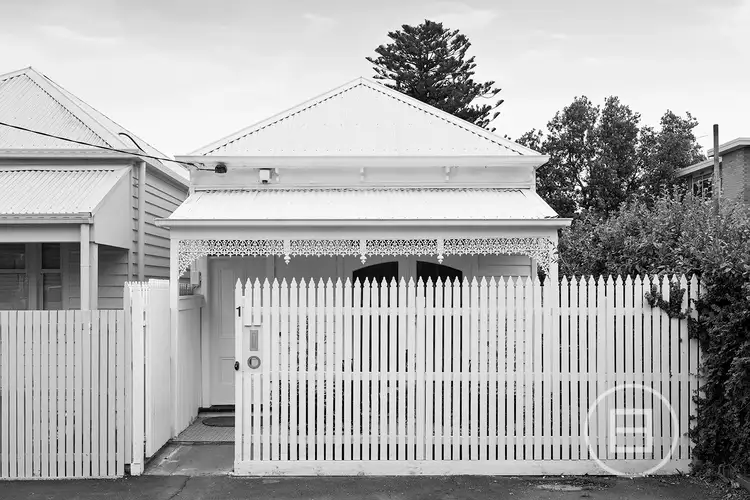 1 Leslie Street