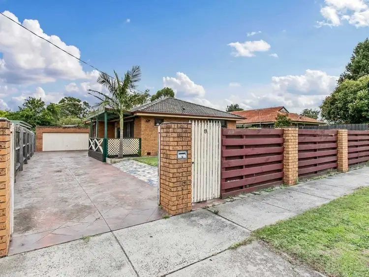 9 Ruffy Drive