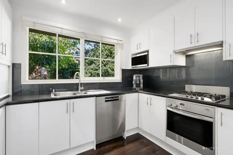 Fifth view of Homely house listing, 7 Springwood Close, Donvale VIC 3111