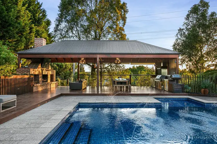 Second view of Homely house listing, 10 Speers Court, Warrandyte VIC 3113