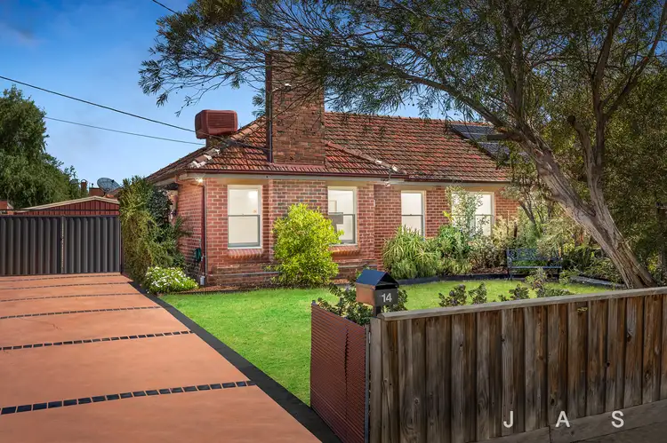 14 Ravenhall Street, Braybrook VIC 3019