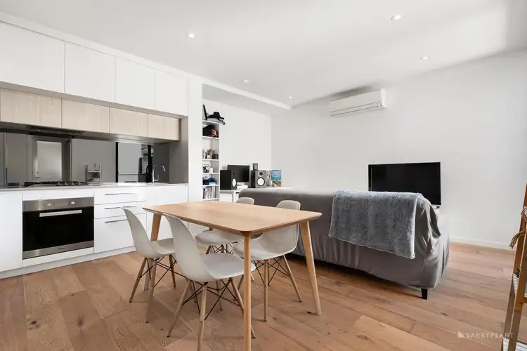 342 Whitehorse Road