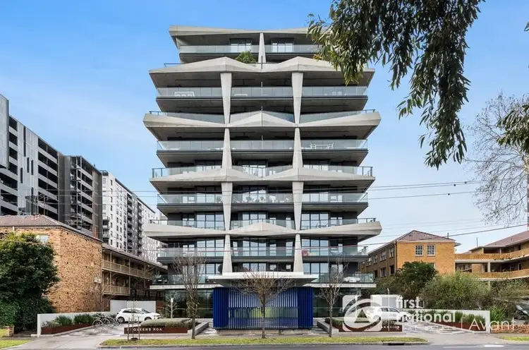 206/77 Queens Road, Melbourne VIC 3004