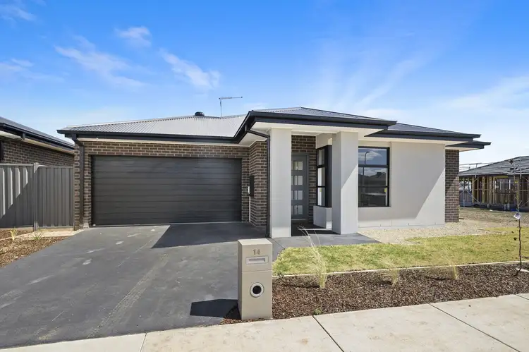 14 Vetrano Avenue
