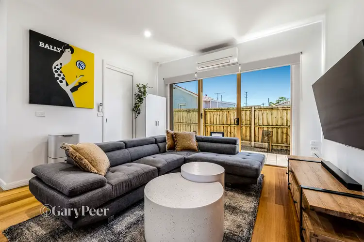 Second view of Homely townhouse listing, 2/393 Nepean Highway, Mordialloc VIC 3195