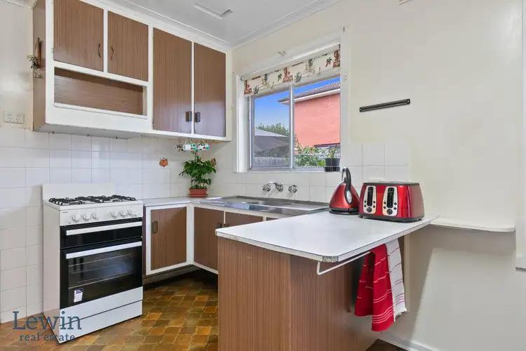 Third view of Homely house listing, 5 Craig Court, Cheltenham VIC 3192