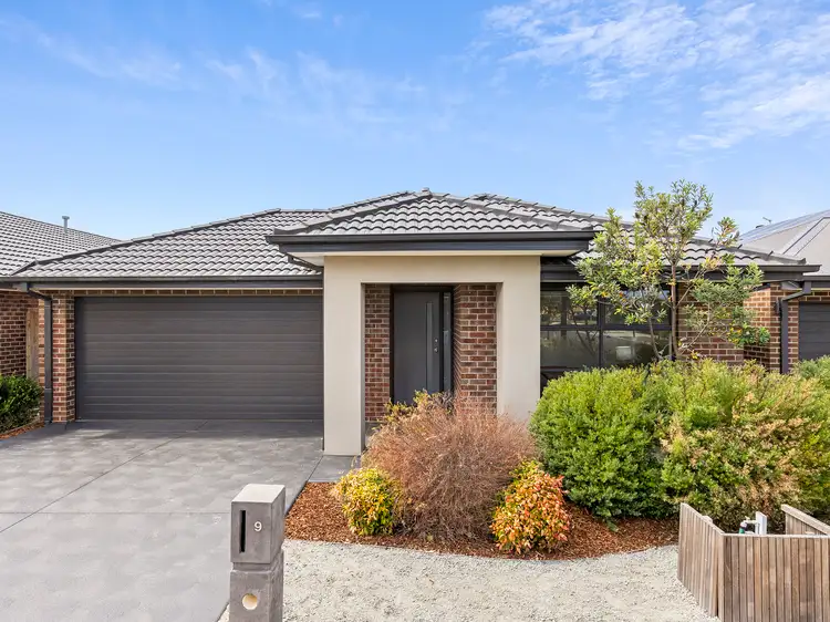 9 Rutherford Grove, Armstrong Creek VIC 3217