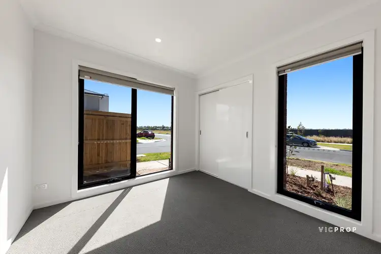Fifth view of Homely townhouse listing, 39 Irvington Road, Manor Lakes VIC 3024