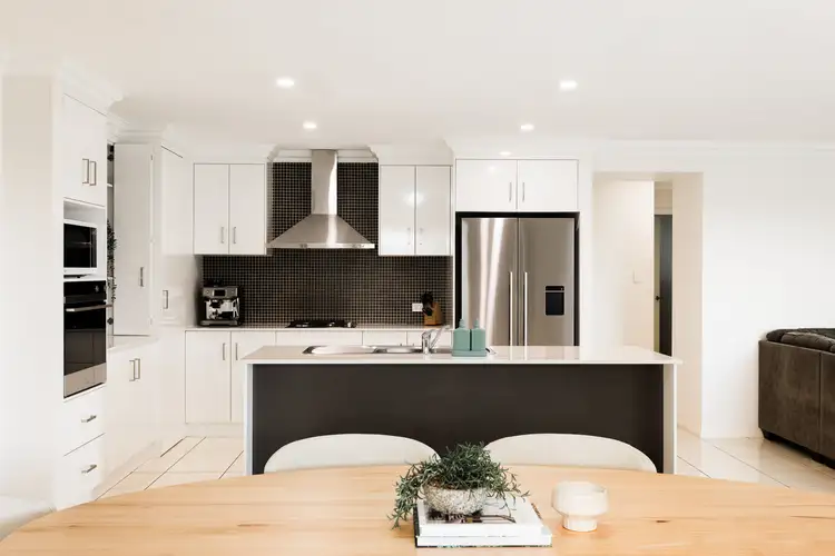 Fourth view of Homely house listing, 19 Fallon Drive, Middle Ridge QLD 4350