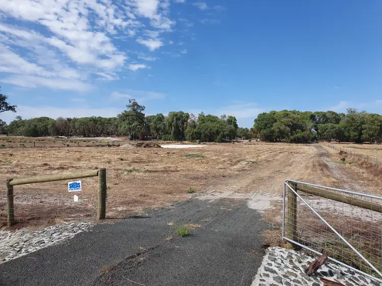 Lot 214 Sand Pits Road