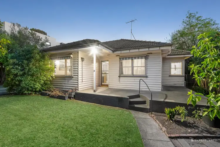 18 Finlayson Street, Doncaster VIC 3108