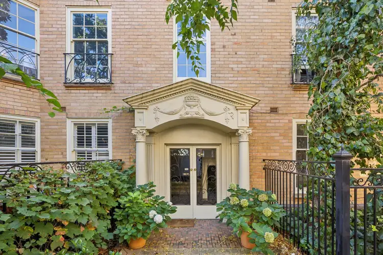 4/304 Dandenong Road, St Kilda East VIC 3183