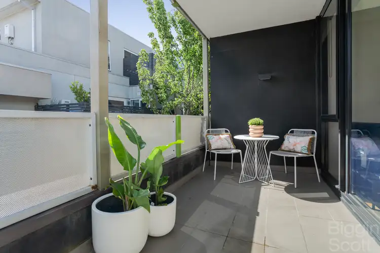 402 Dandenong Road