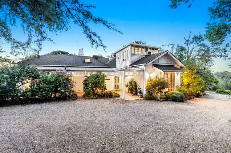 10 Lavender Park Road, Eltham VIC 3095