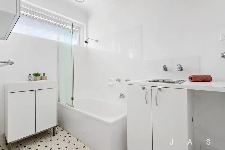 Sixth view of Homely apartment listing, 5/34 Bishop Street, Kingsville VIC 3012