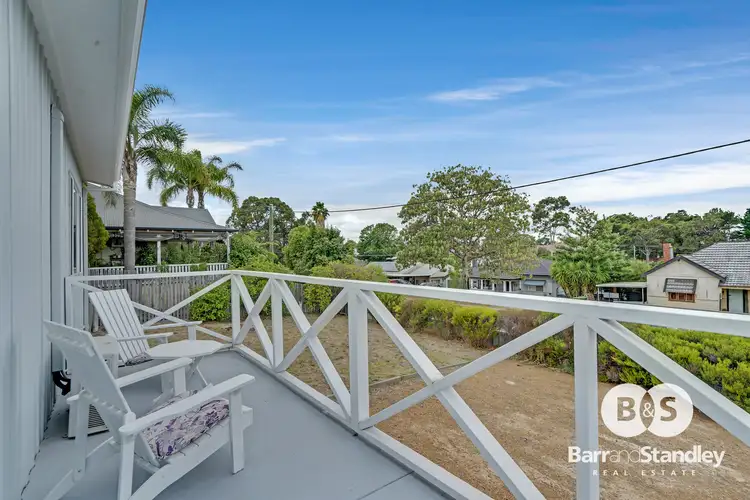 7 Swanstone Street