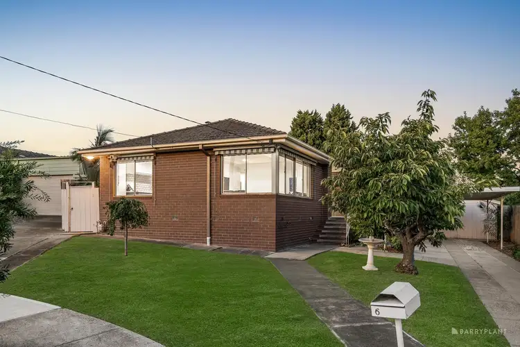6 Kent Court
