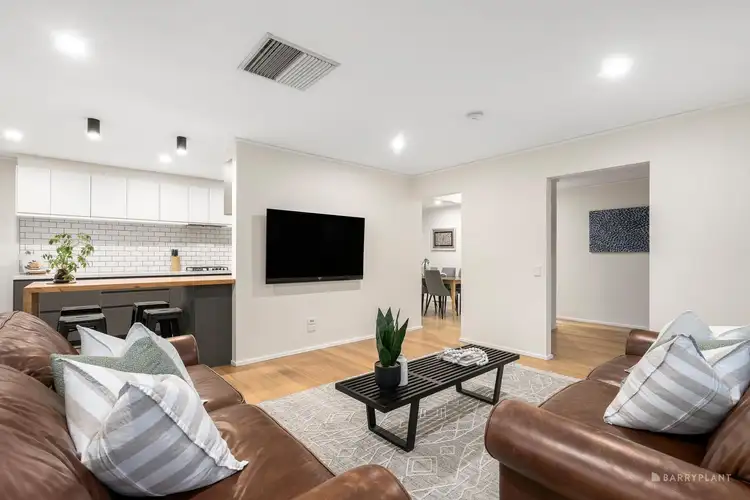 Second view of Homely house listing, 6 Kent Court, Bundoora VIC 3083