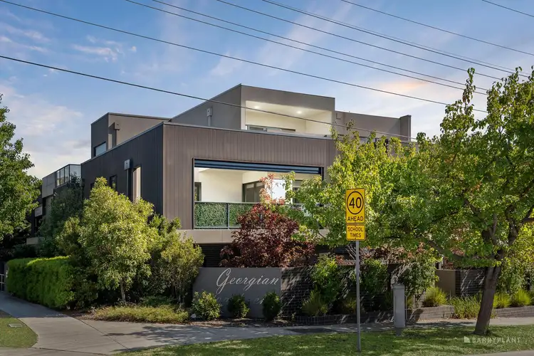 10/8 George Street, Doncaster East VIC 3109