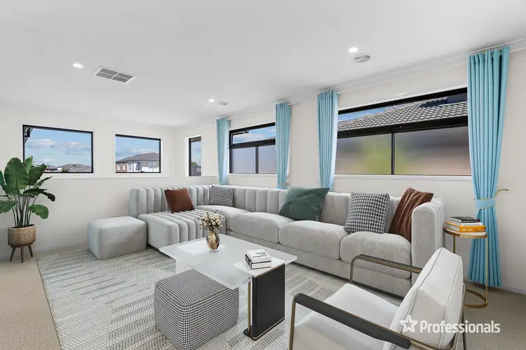 27 Bowling Avenue, Point Cook VIC 3030