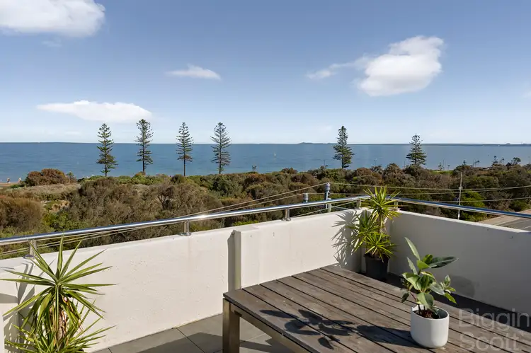 8/57 Ormond Esplanade, Elwood VIC 3184
