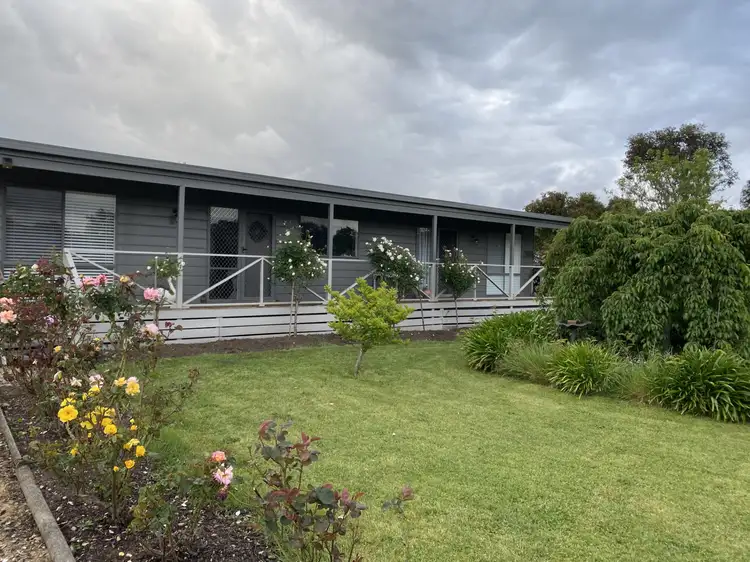 4 Chisholm Drive, Lancefield VIC 3435