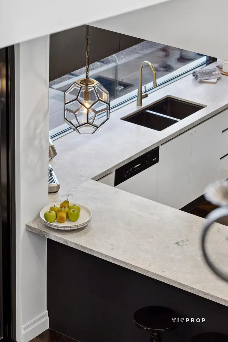 Fourth view of Homely house listing, 10 Davies Close, Wantirna VIC 3152