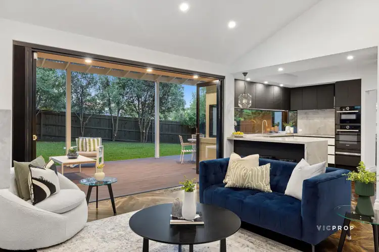 Fifth view of Homely house listing, 10 Davies Close, Wantirna VIC 3152