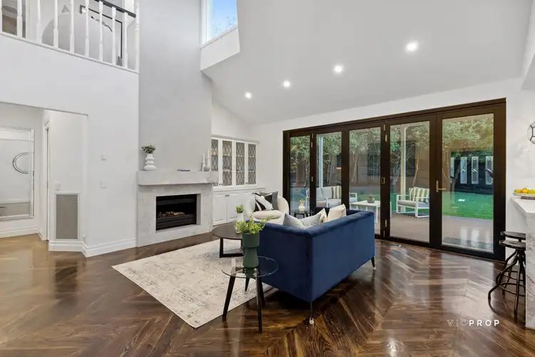 Sixth view of Homely house listing, 10 Davies Close, Wantirna VIC 3152