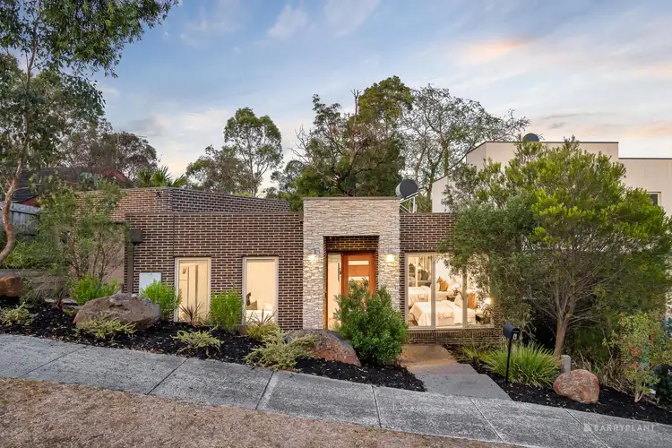 4 Ayr Court
