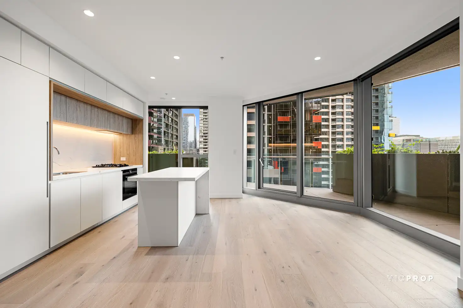 Main view of Homely apartment listing, 702D/648 Lonsdale Street, Melbourne VIC 3000