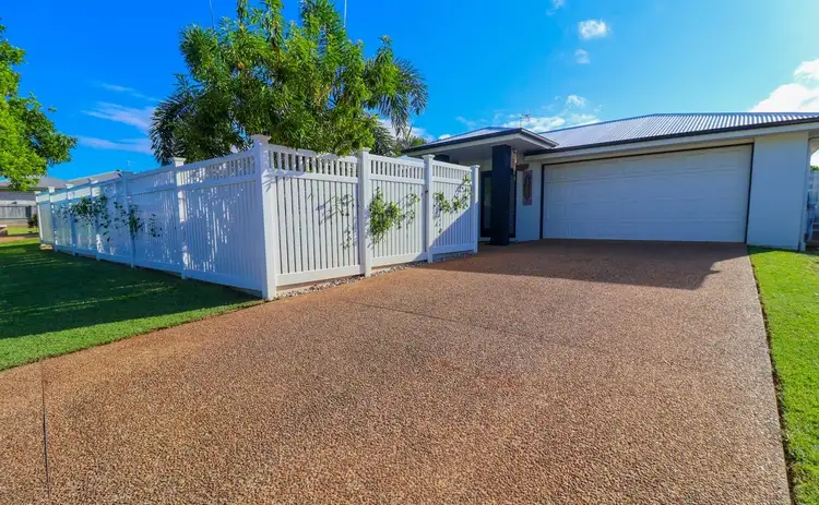 Sixth view of Homely house listing, 17 Back Hill Drive, Coral Cove QLD 4670