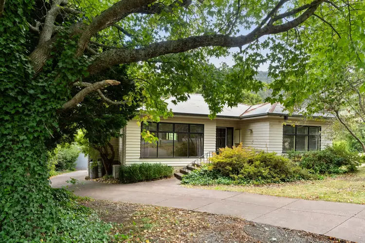 715 Mount Macedon Road, Mount Macedon VIC 3441