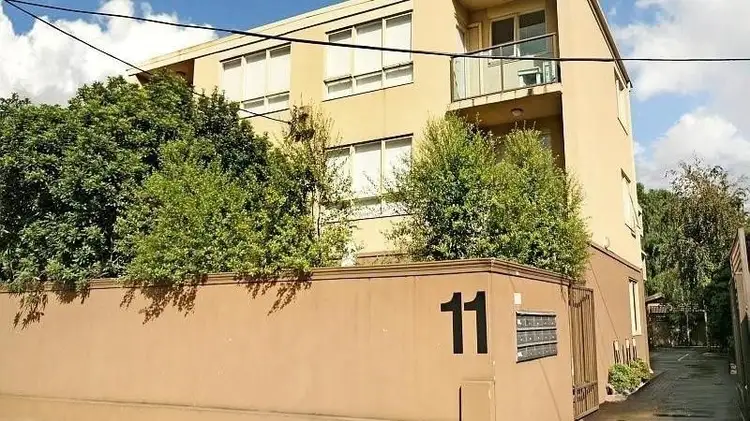 11 Kooyong Road