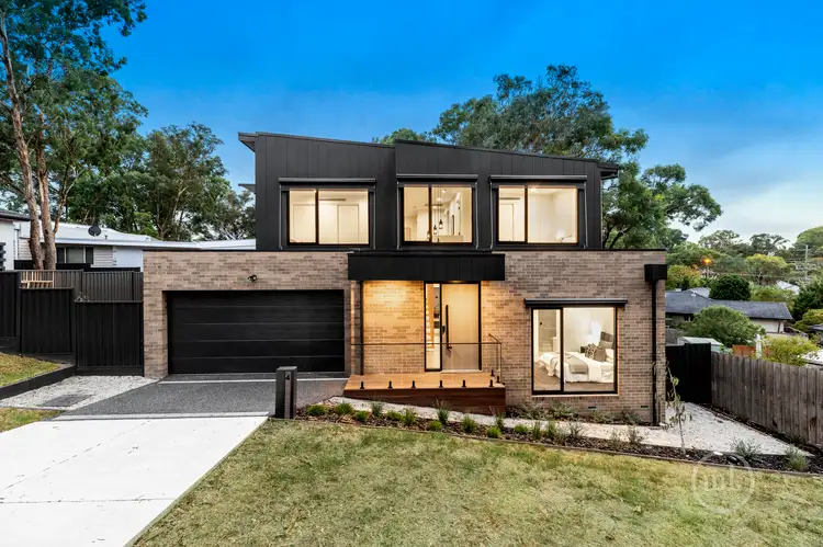 4 Riverina Road, Montmorency VIC 3094