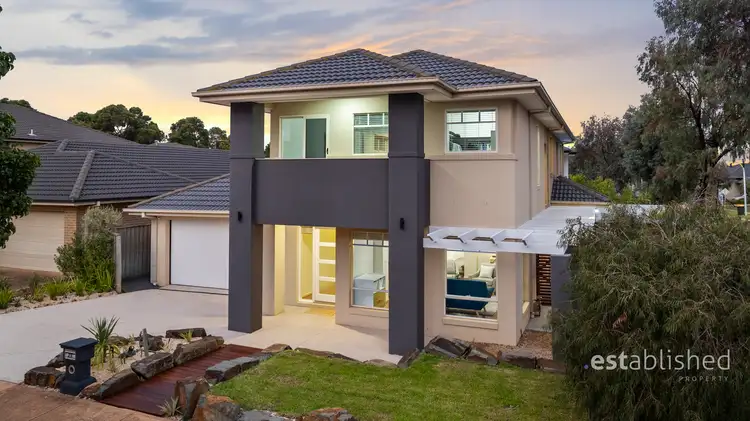 25 The Esplanade, Sanctuary Lakes VIC 3030