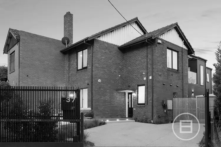 37 The Bend, Port Melbourne VIC 3207
