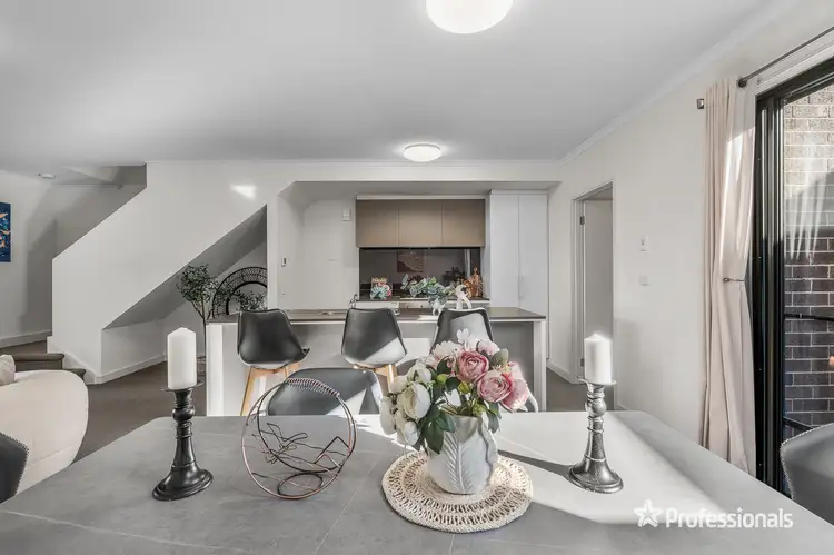 Third view of Homely house listing, 8 Selhurst Park Road, Mulgrave VIC 3170