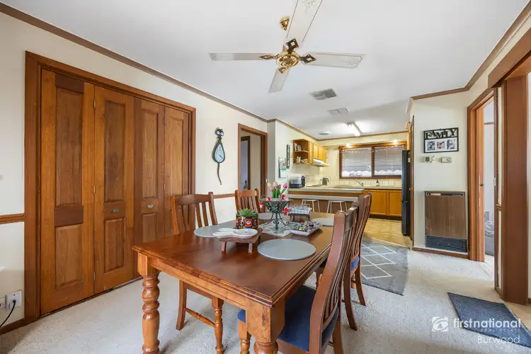 Fifth view of Homely house listing, 1 Merryn Close, Endeavour Hills VIC 3802
