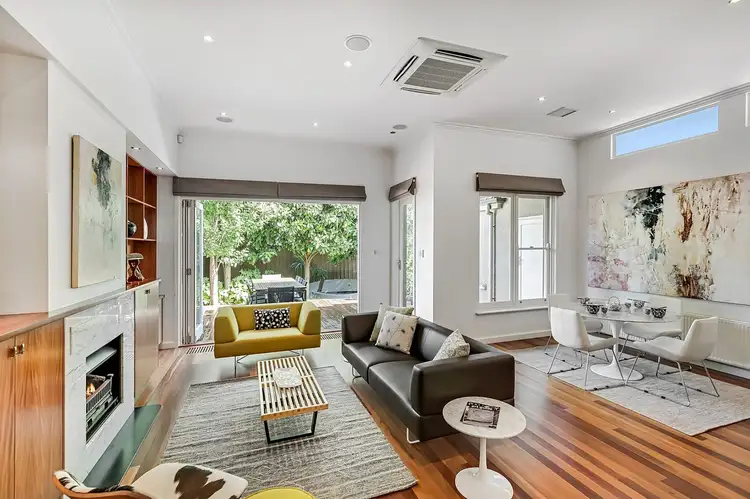 11 Kilsyth Avenue