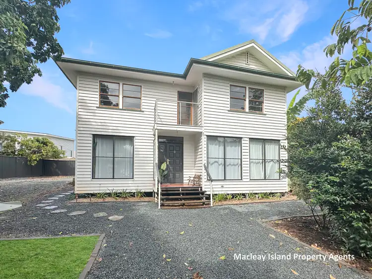 76 Western Road, Macleay Island QLD 4184