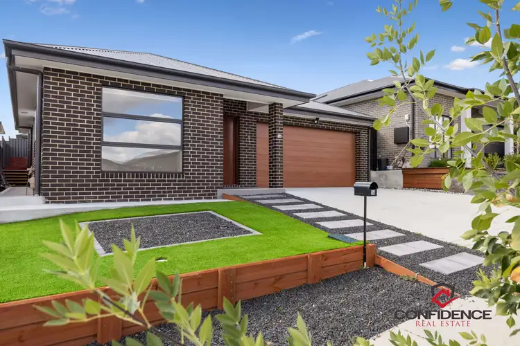 16 Violet Terrace, Tralee NSW 2620