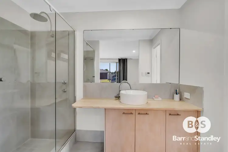 Fifth view of Homely house listing, 15 Lewana Approach, Dalyellup WA 6230