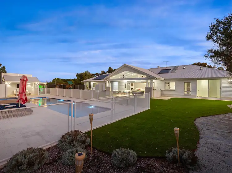 1 Kay Close, Torquay VIC 3228