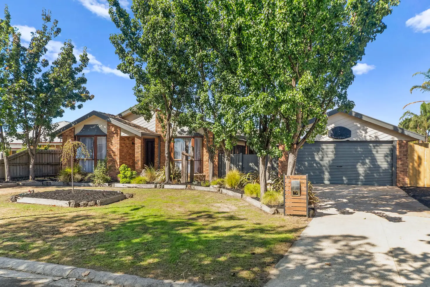 Main view of Homely house listing, 10 Wyldwood Close, Somerville VIC 3912
