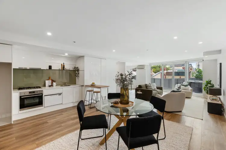 12/26 Little Cardigan Street, Carlton VIC 3053